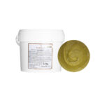 Pistachio spread with kataif bakestable